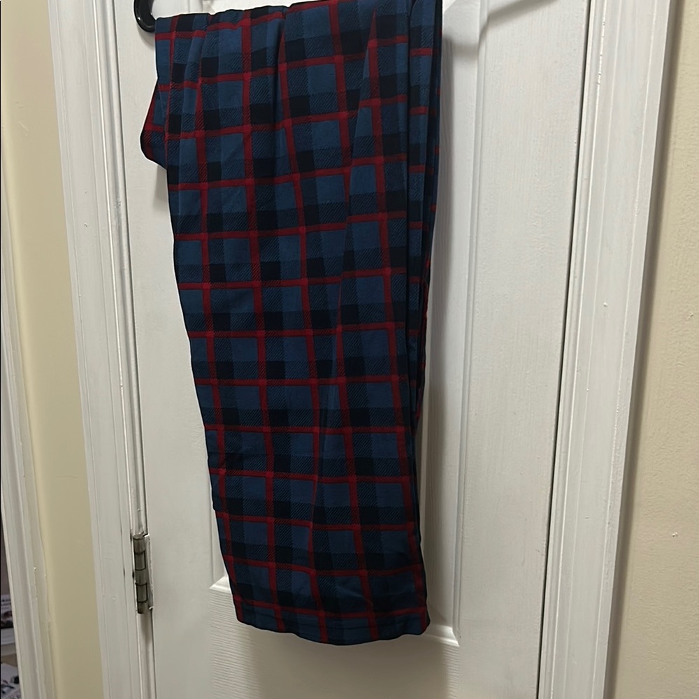 Men's Blue and Red Checkered pj Pants